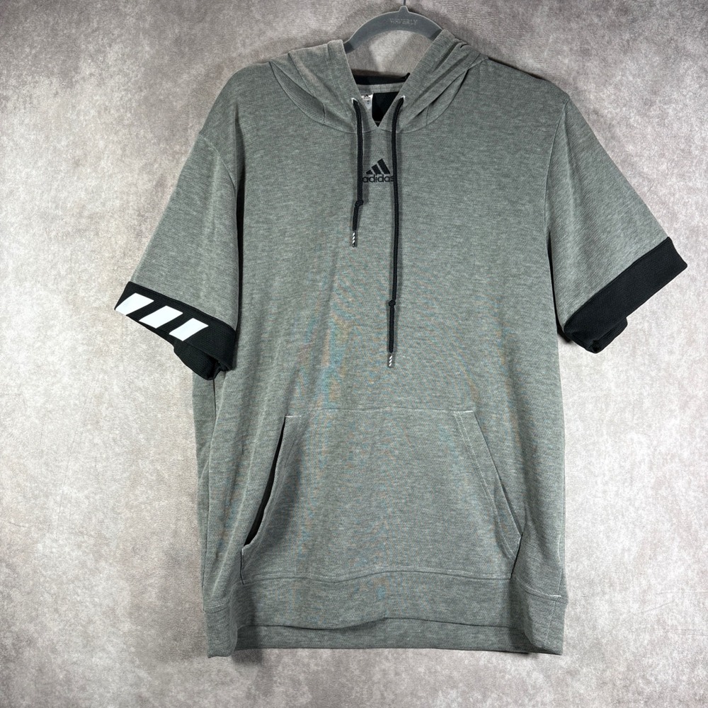 Adidas Hoodie Sweater Mens‎ Medium Gray Aeroready Short Sleeve Athletic Pullover